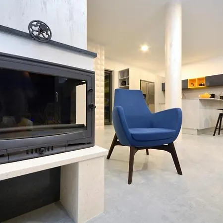 ヴィラ Grace A Luxury In Makarska, Heated Pool *
